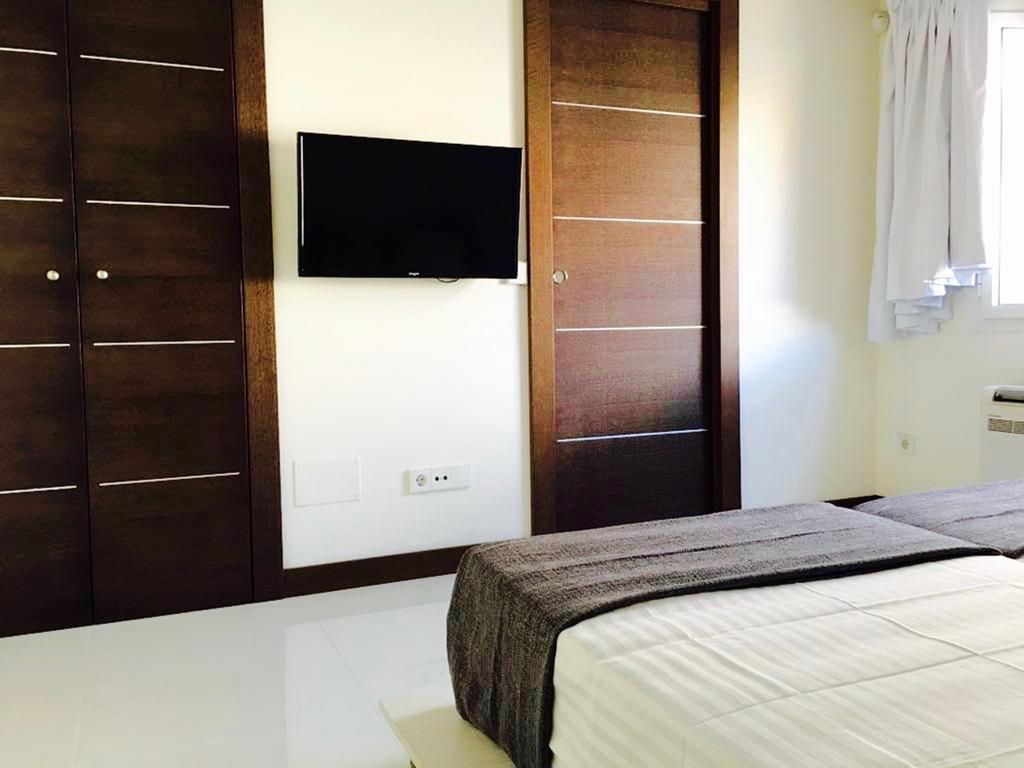 Roisa Suites Мадрид Екстериор снимка