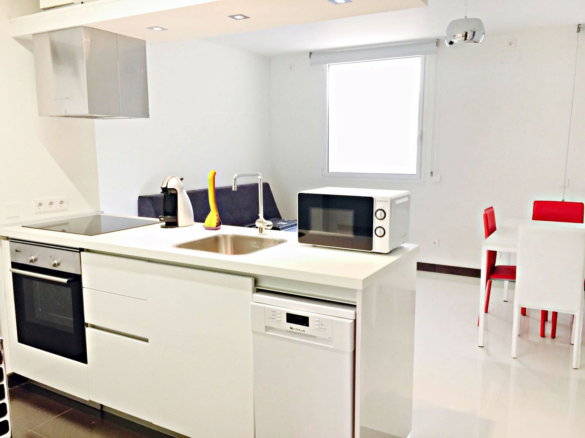 Roisa Suites Мадрид Екстериор снимка